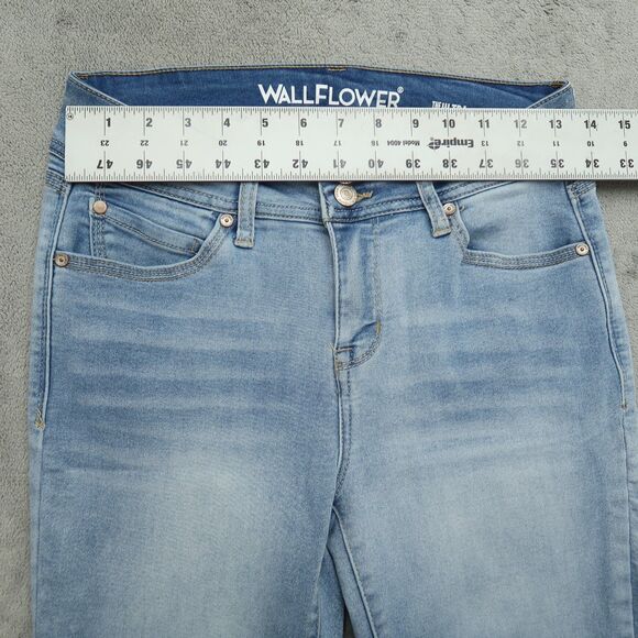Wallflower Jeans Junior's Size 9 Short Blue Mid-Rise Ultra Fit Skinny 26" Inseam - Picture 15 of 16